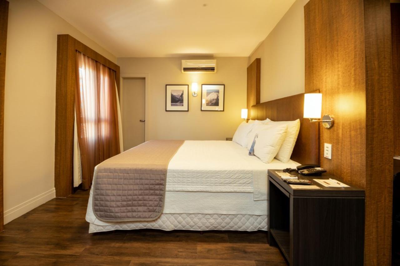 Luxury Room Double Bed,1674707704:JPEG